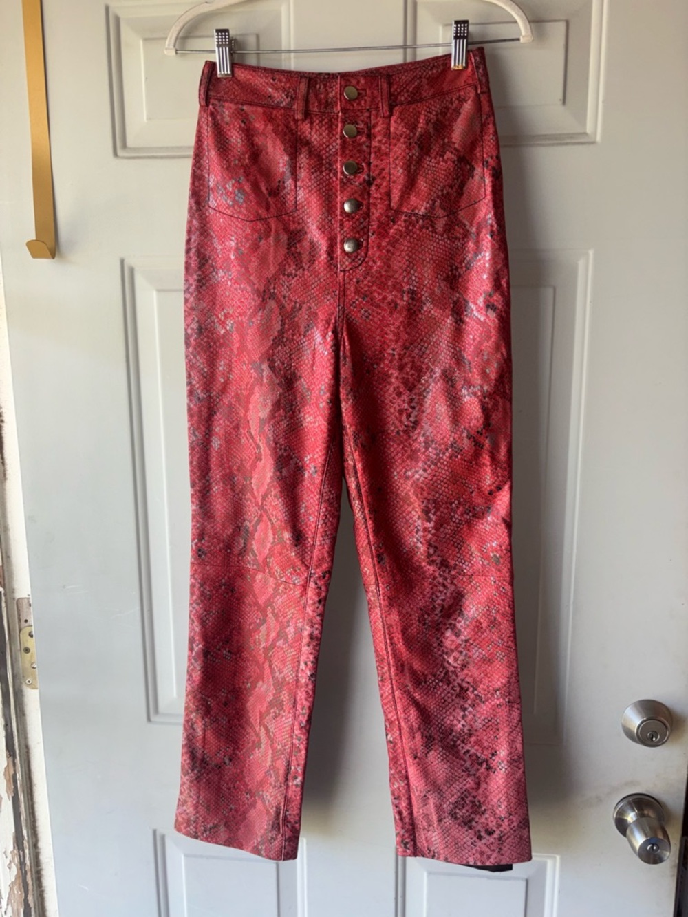 L’Academie red leather reptile print crop pants size XS